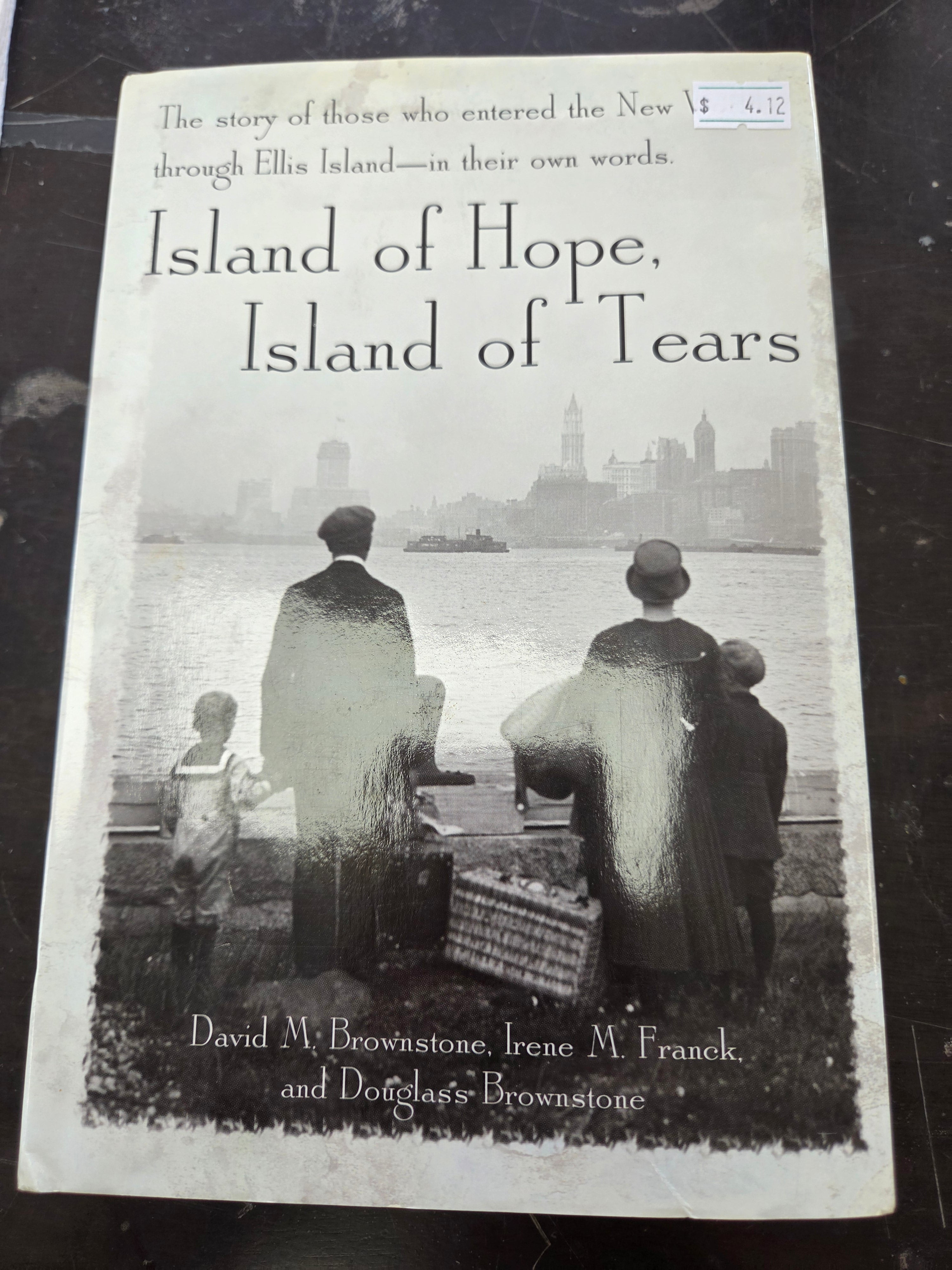 Island of Hope, Island of Tears (Hardcover) (Used)